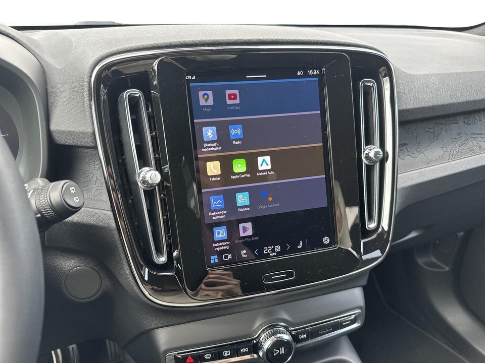 Volvo XC40 ReCharge Extended Range Core 5d