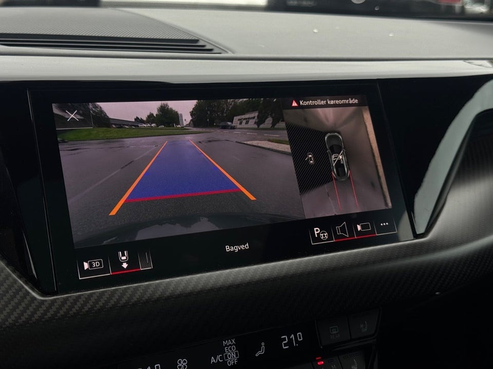 Audi e-tron GT quattro 4d