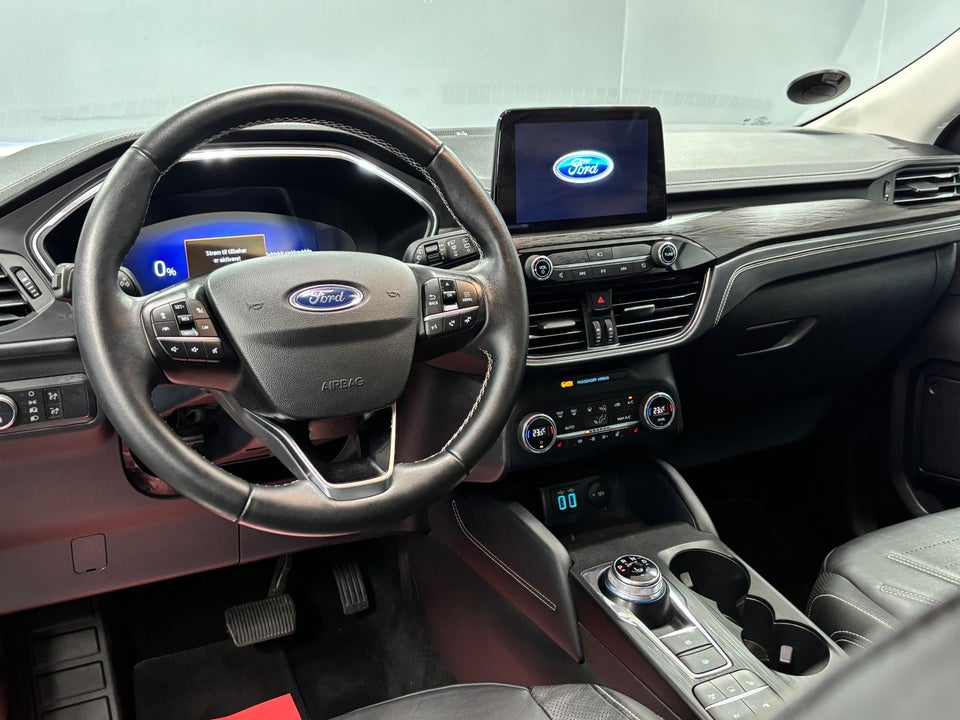 Ford Kuga 2,5 PHEV Vignale CVT 5d