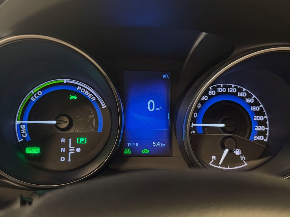 Toyota Auris 1,8 Hybrid H2 Comfort Touring Sports CVT 5d