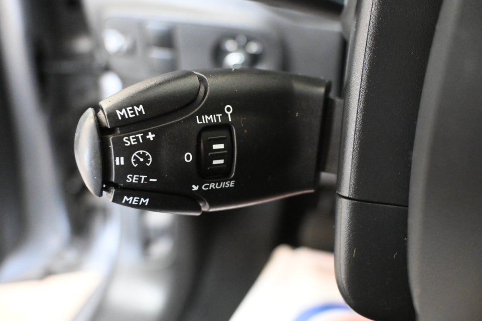 Citroën C3 1,2 PureTech 83 Shine Sport 5d