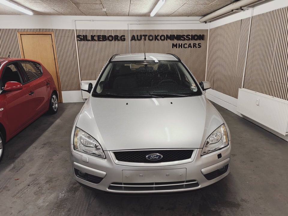 Ford Focus 1,6 Trend Collection stc. 5d