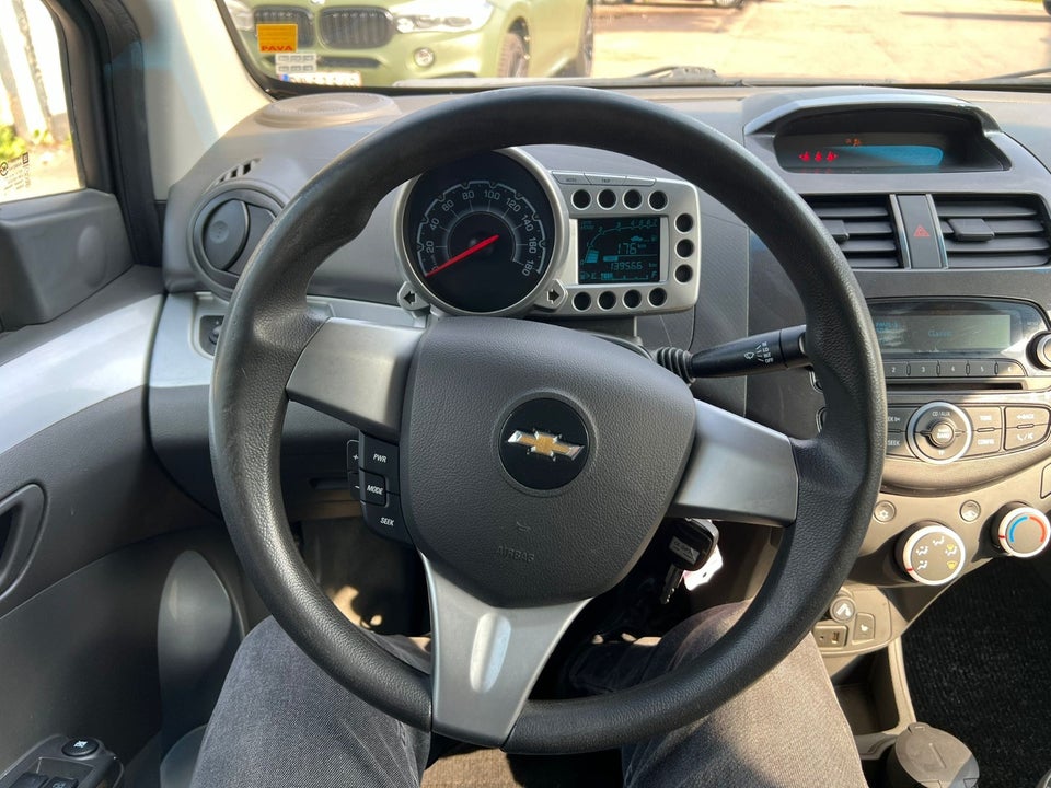 Chevrolet Spark 1,0 LS 5d