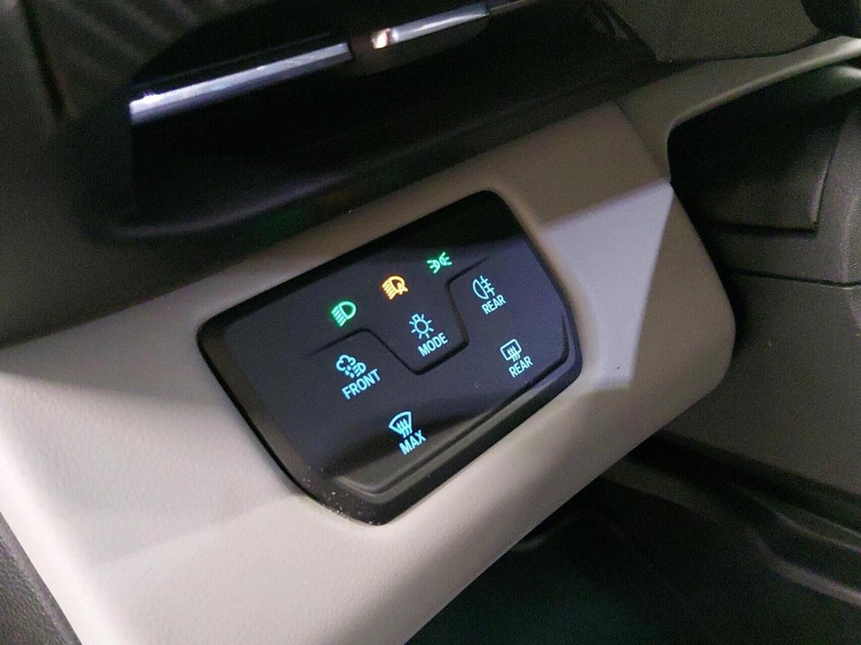 Ford Explorer 79 Premium Extended Range AWD 5d