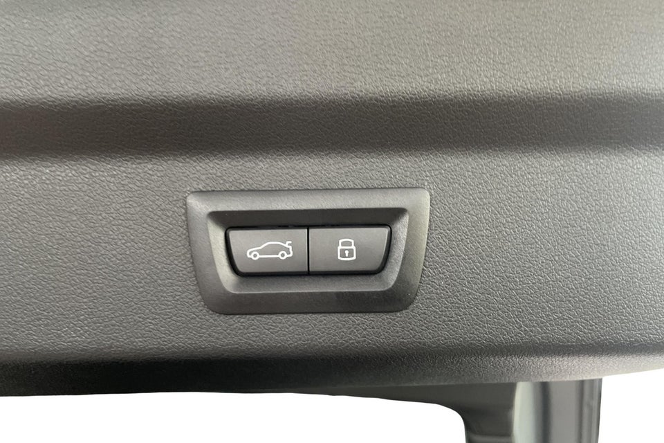 BMW iX2 eDrive20 M-Sport 5d