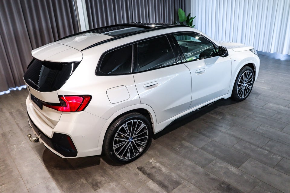 BMW iX1 xDrive30 M-Sport Premium 5d