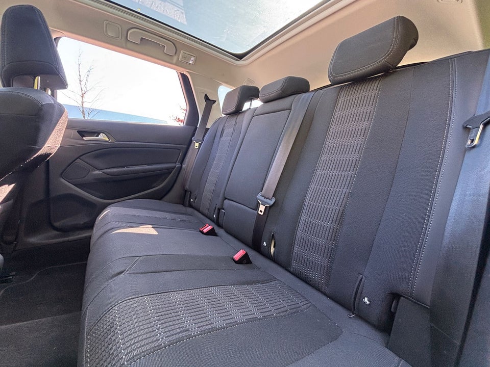 Peugeot 308 1,2 e-THP 130 Allure Sky SW 5d