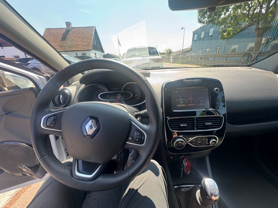 Renault Clio IV 0,9 TCe 90 Expression 5d