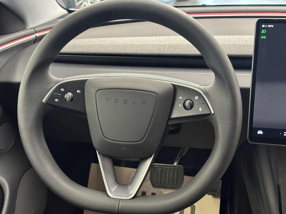 Tesla Model 3 Long Range AWD 4d