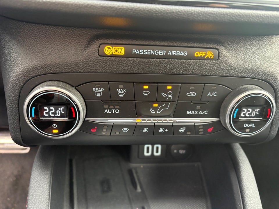 Ford Kuga 2,5 HEV ST-Line X CVT 5d