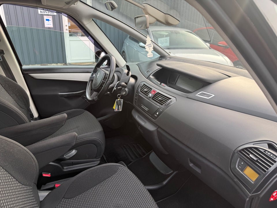 Citroën Grand C4 Picasso 2,0 16V VTR+ E6G 7prs 5d