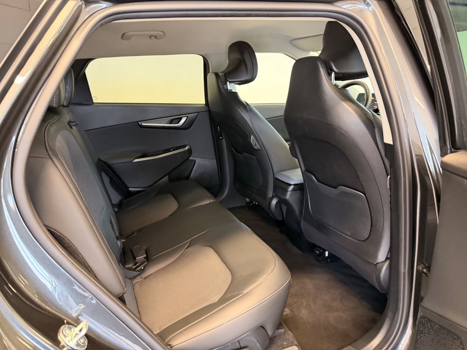 Kia EV6 77 Long Range 5d