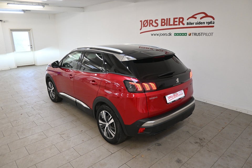 Peugeot 3008 1,6 Hybrid First Selection EAT8 5d