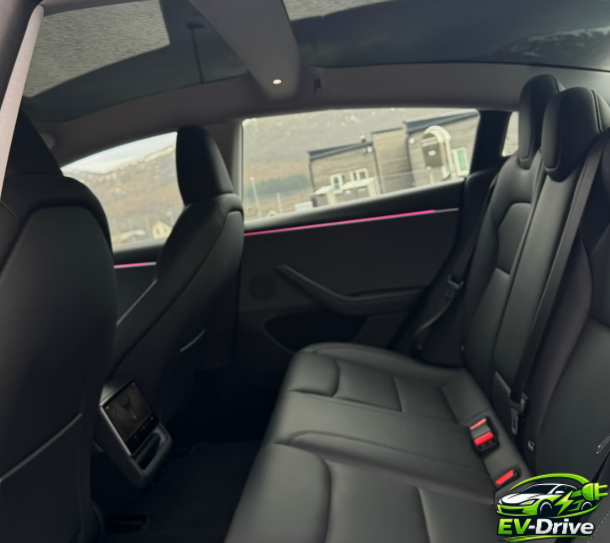 Tesla Model 3 RWD 4d