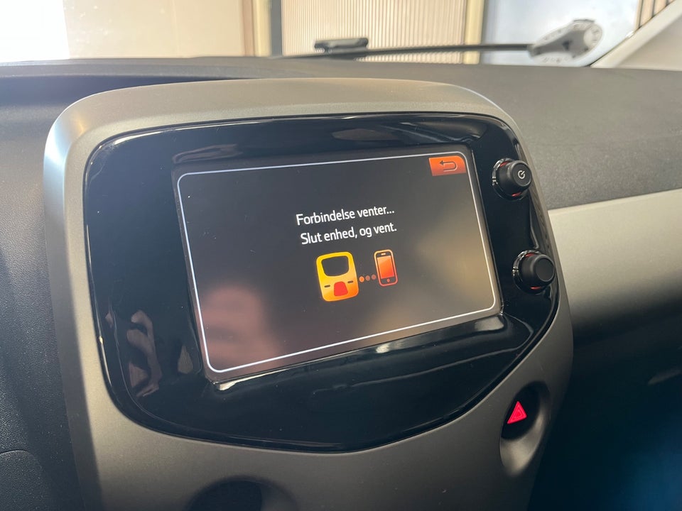 Citroën C1 1,2 PureTech Iconic 5d