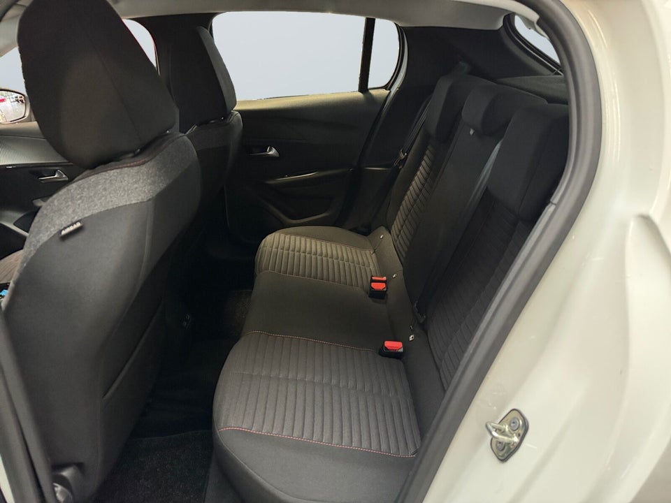 Peugeot e-208 50 Active Pack 5d