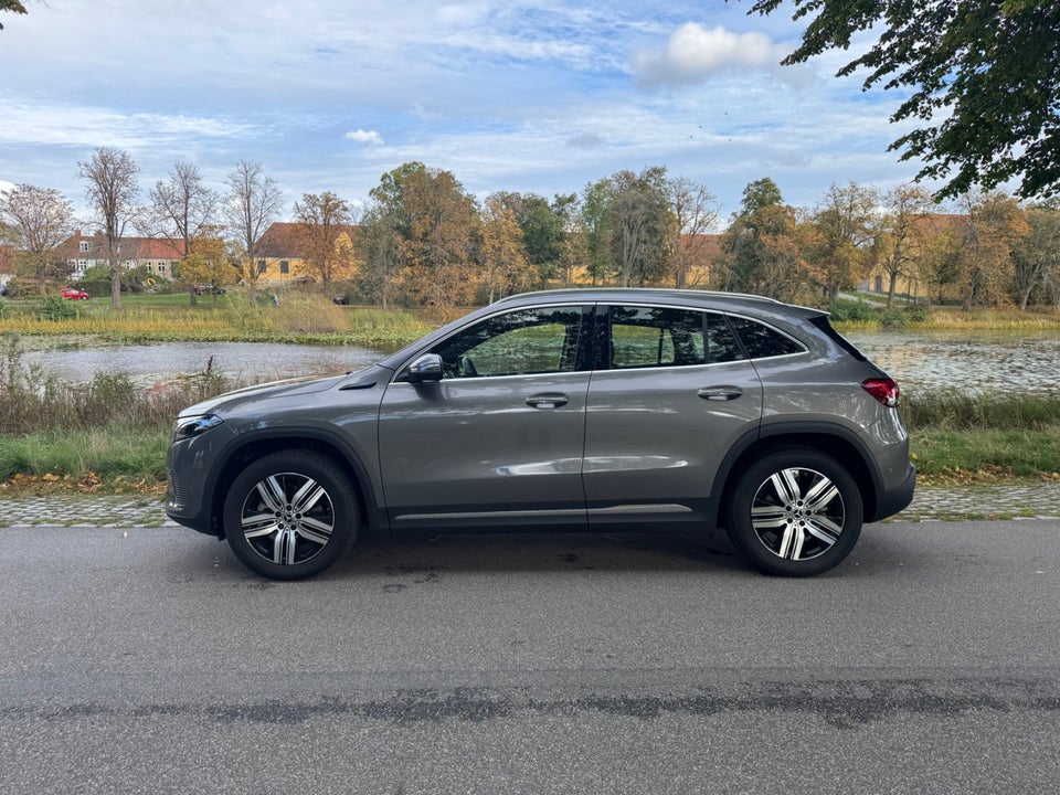 Mercedes EQA250 5d