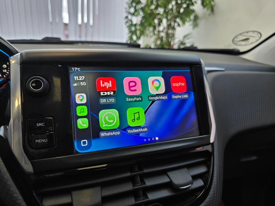 Peugeot 2008 1,2 e-THP 110 Desire Sky 5d