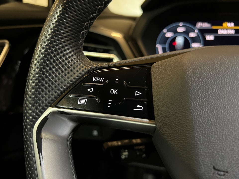 Audi Q4 e-tron 40 S-line Sportback 5d