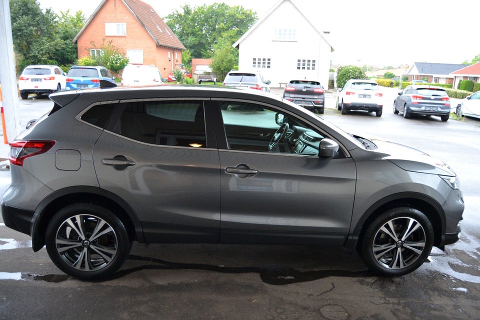 Nissan Qashqai 1,2 Dig-T 115 N-Connecta 5d