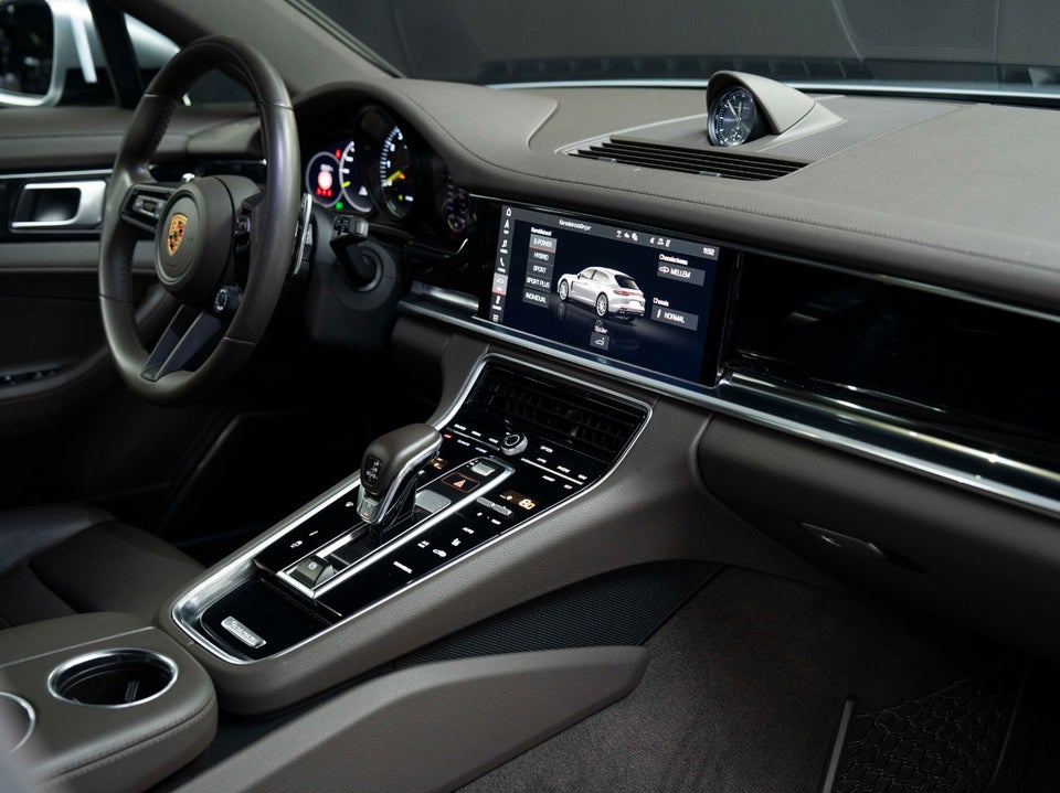 Porsche Panamera 4 2,9 E-Hybrid Sport Turismo PDK 5d