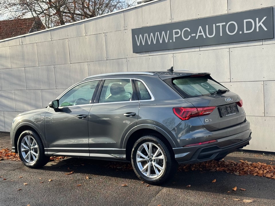 Audi Q3 45 TFSi e S-line plus S-tr. 5d