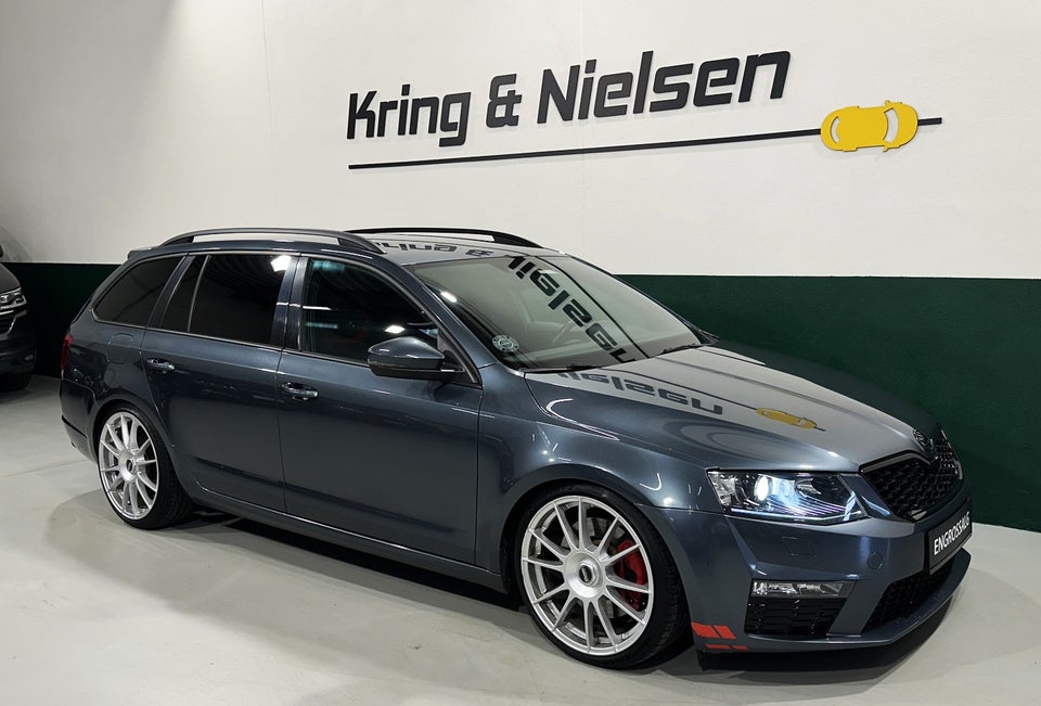 Skoda Octavia 2,0 TSi 220 RS Combi DSG 5d