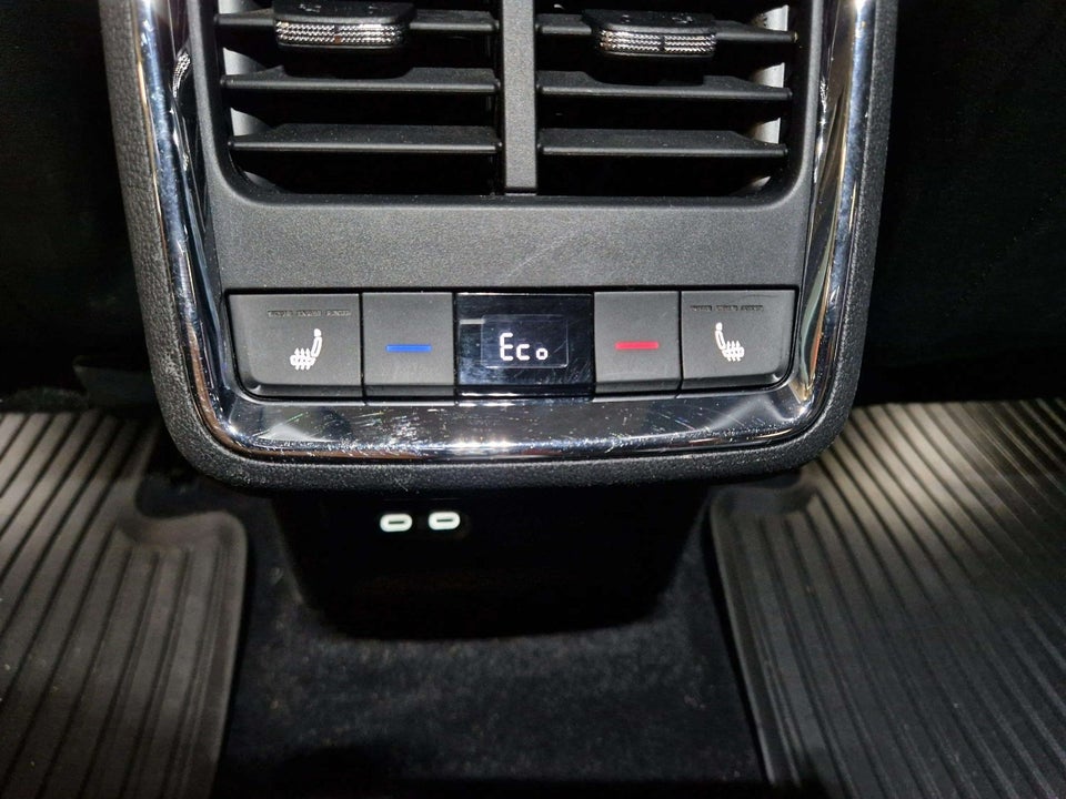 Skoda Enyaq 80 iV Plus Suite 5d