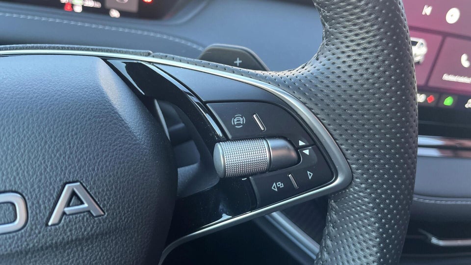 Skoda Elroq 60 iV Sportline Premium 5d