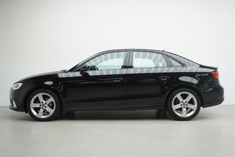 Audi A3 1,6 TDi 110 Sport 4d