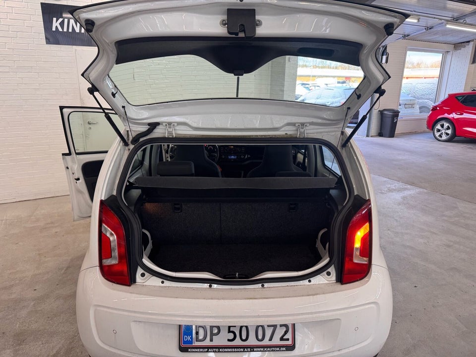 VW Up! 1,0 75 Move Up! ASG BMT 5d