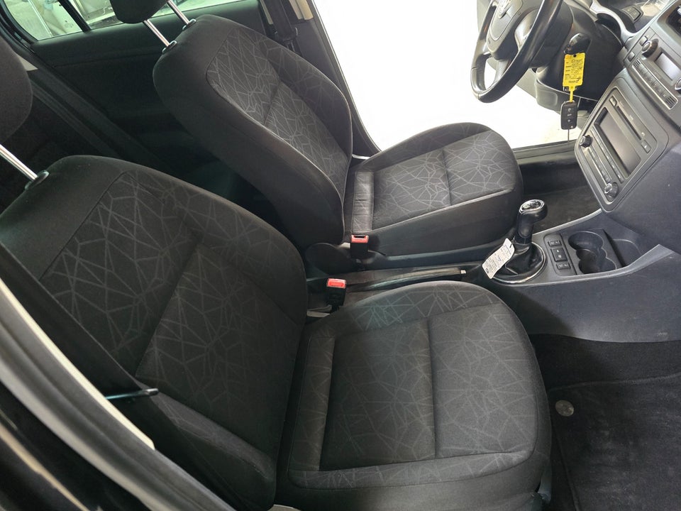 Skoda Fabia 1,6 TDi 105 Ambiente Combi 5d