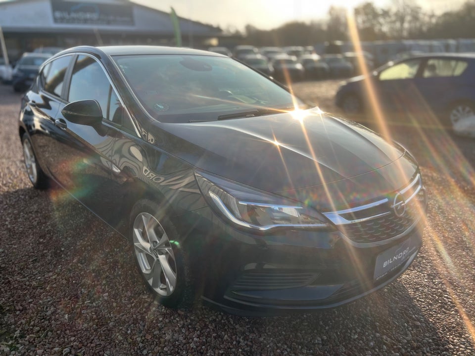 Opel Astra 1,0 T 105 Enjoy 5d