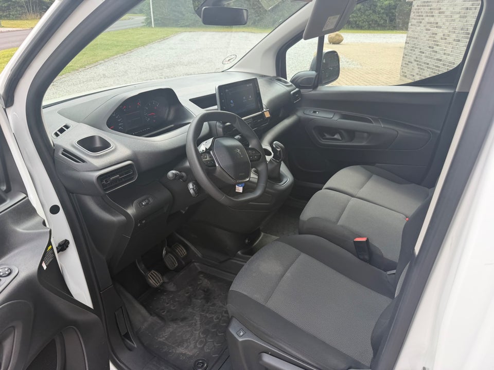 Peugeot Partner 1,5 BlueHDi 100 L2V2 Plus Van