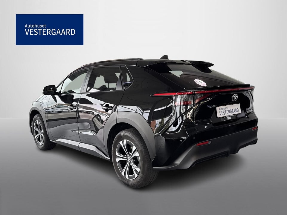 Toyota bZ4X Active 5d