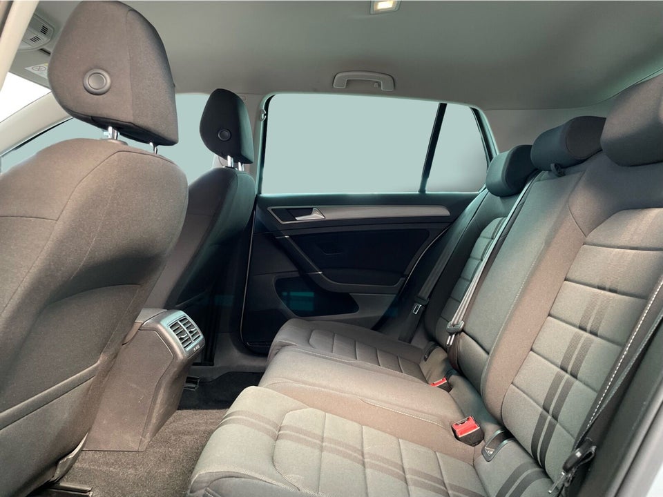 VW Golf VII 1,4 TSi 150 R-line BMT 5d