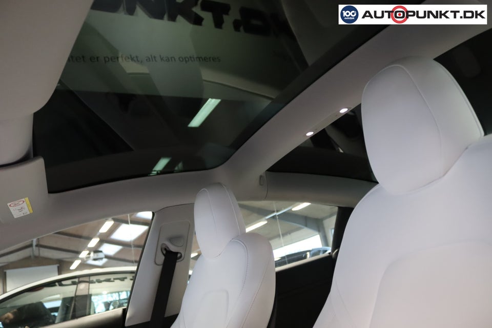 Tesla Model 3 Performance AWD 4d