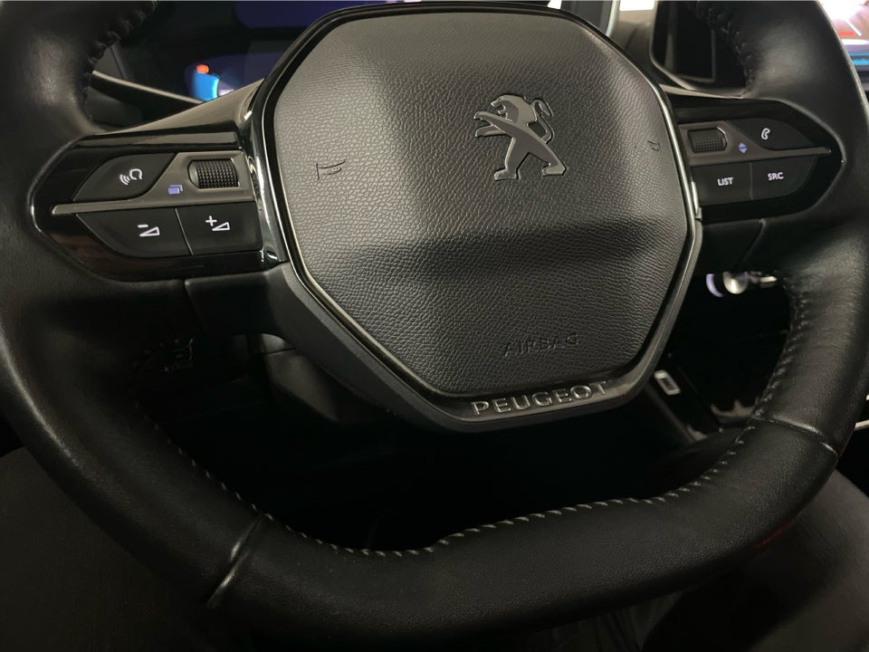 Peugeot e-2008 50 Allure 5d