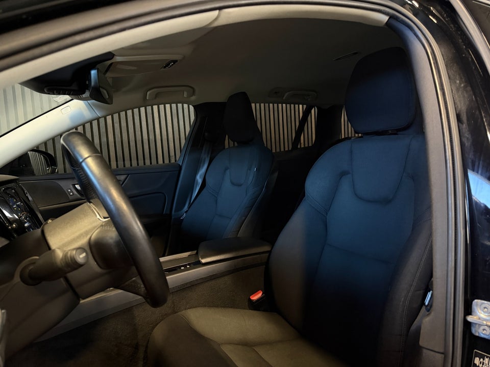 Volvo V60 2,0 D4 190 Momentum aut. 5d