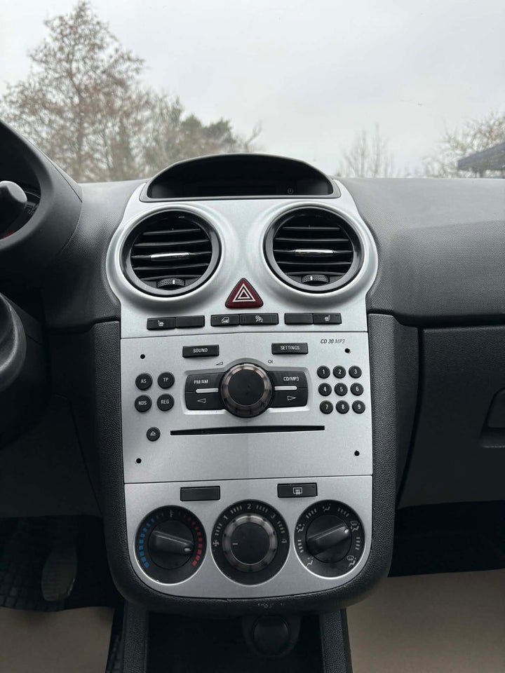 Opel Corsa 1,0 12V Enjoy 5d