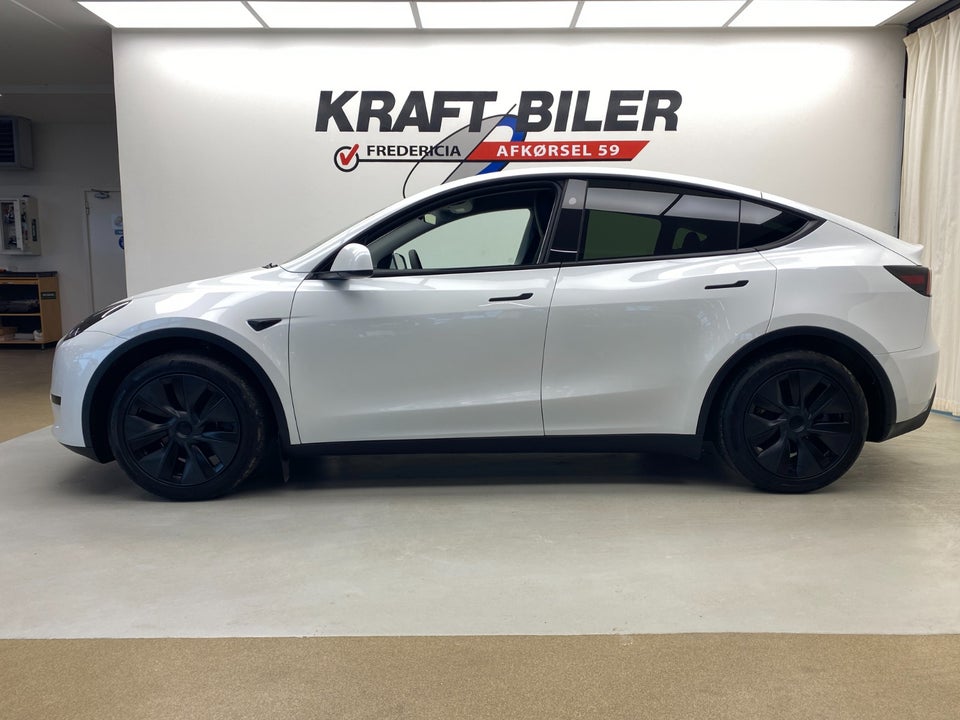 Tesla Model Y RWD 5d