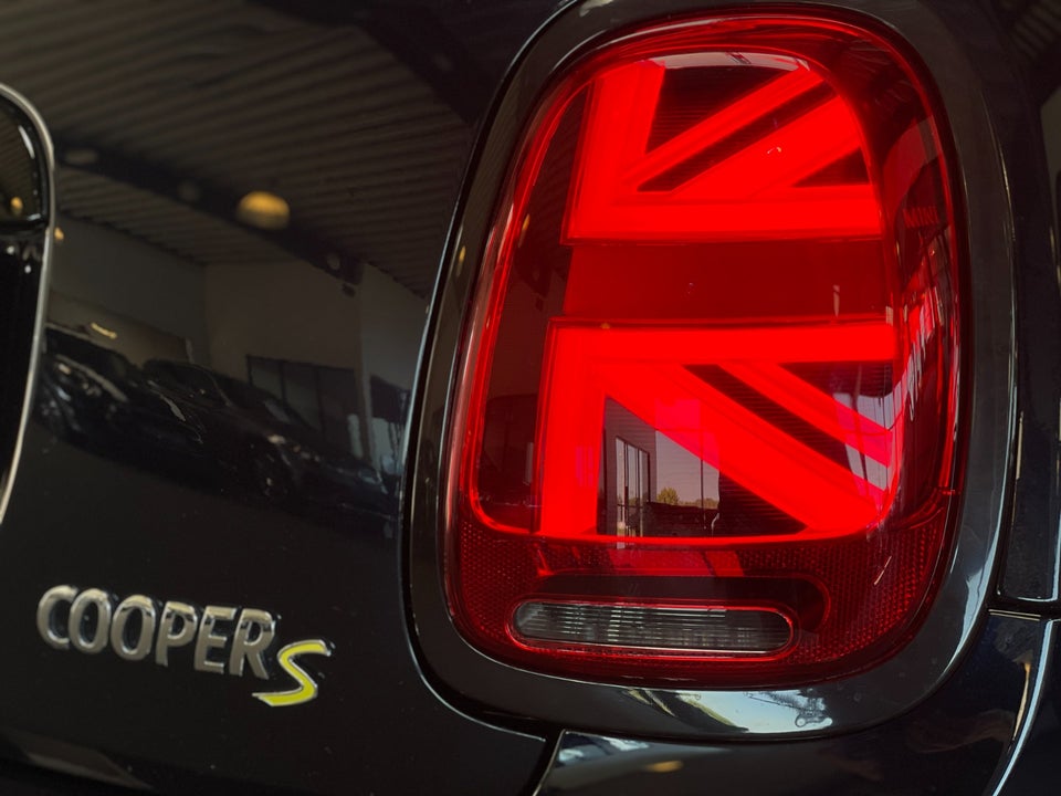 MINI Cooper SE Yours Trim 3d