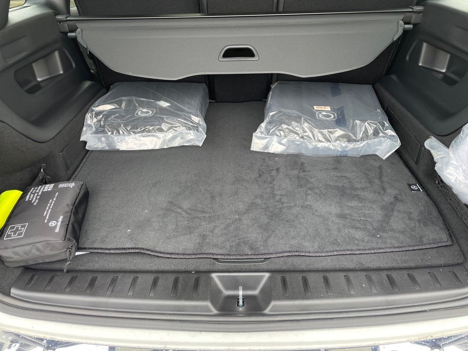 Mercedes EQB300 AMG Line 4Matic 5d