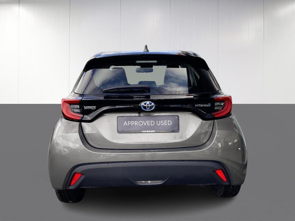 Toyota Yaris 1,5 Hybrid Active Tech e-CVT 5d