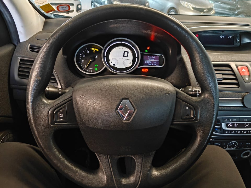Renault Megane III 1,9 dCi 130 Dynamique Sport Tourer 5d