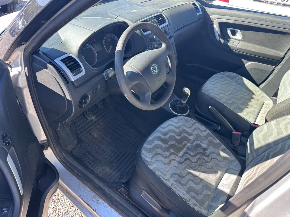 Skoda Fabia 1,4 TDi 70 Ambiente Combi 5d