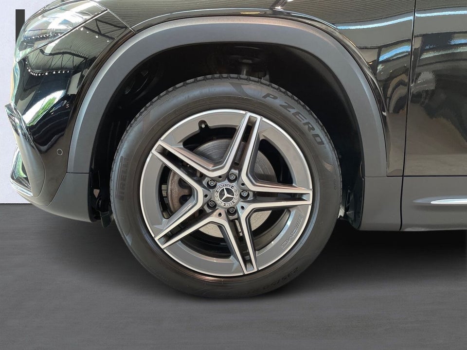 Mercedes EQB300 4Matic 5d