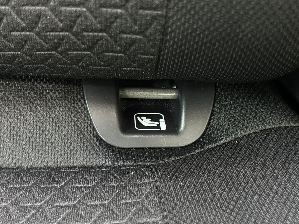 Suzuki Swift 1,2 Dualjet Club 5d