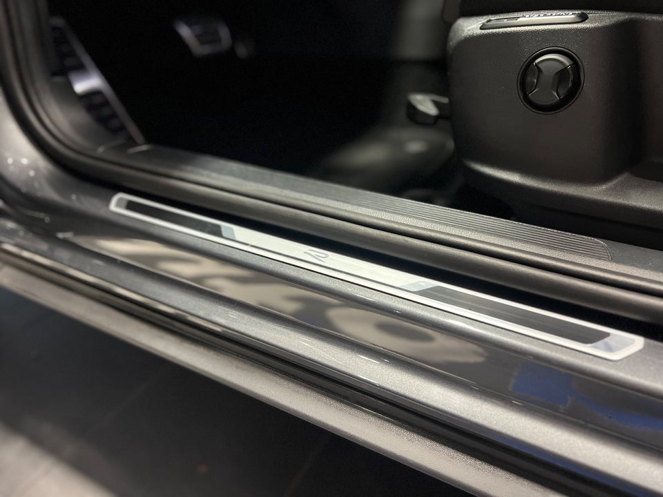 VW T-Roc 1,5 TSi 150 R-line+ DSG 5d