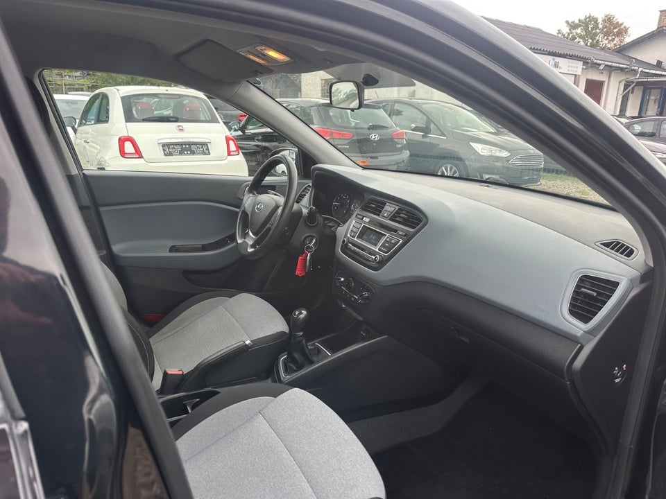 Hyundai i20 1,25 Life+ 5d